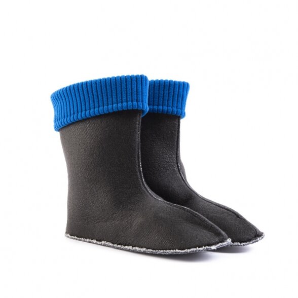 Šiltos mėlynos kojinės vaikiškiems botams